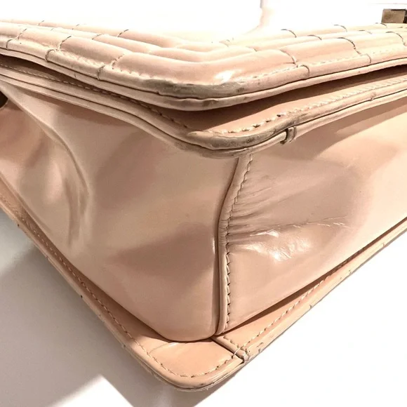 CHANEL GLAZED CALFSKIN JUMBO BOY BAG - VINTAGE - Picture 9 of 15